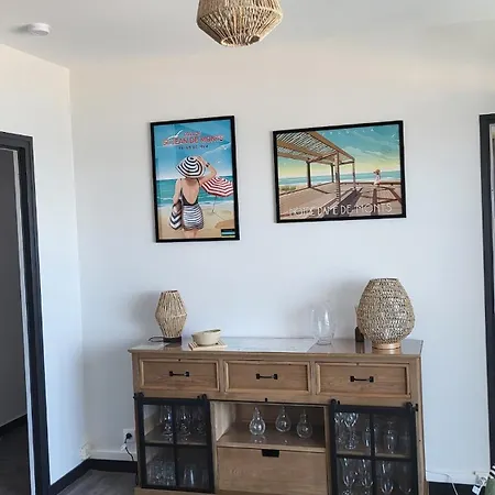 De Charme, Face A L'ocean Apartment *